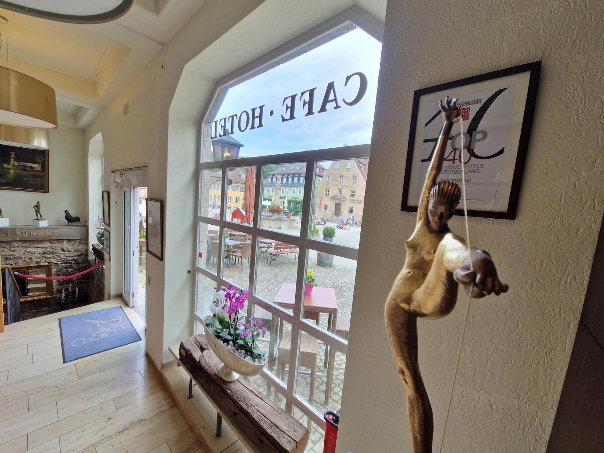 Laurentius Boutique-Hotel & Restaurant 바이케르하임 외부 사진