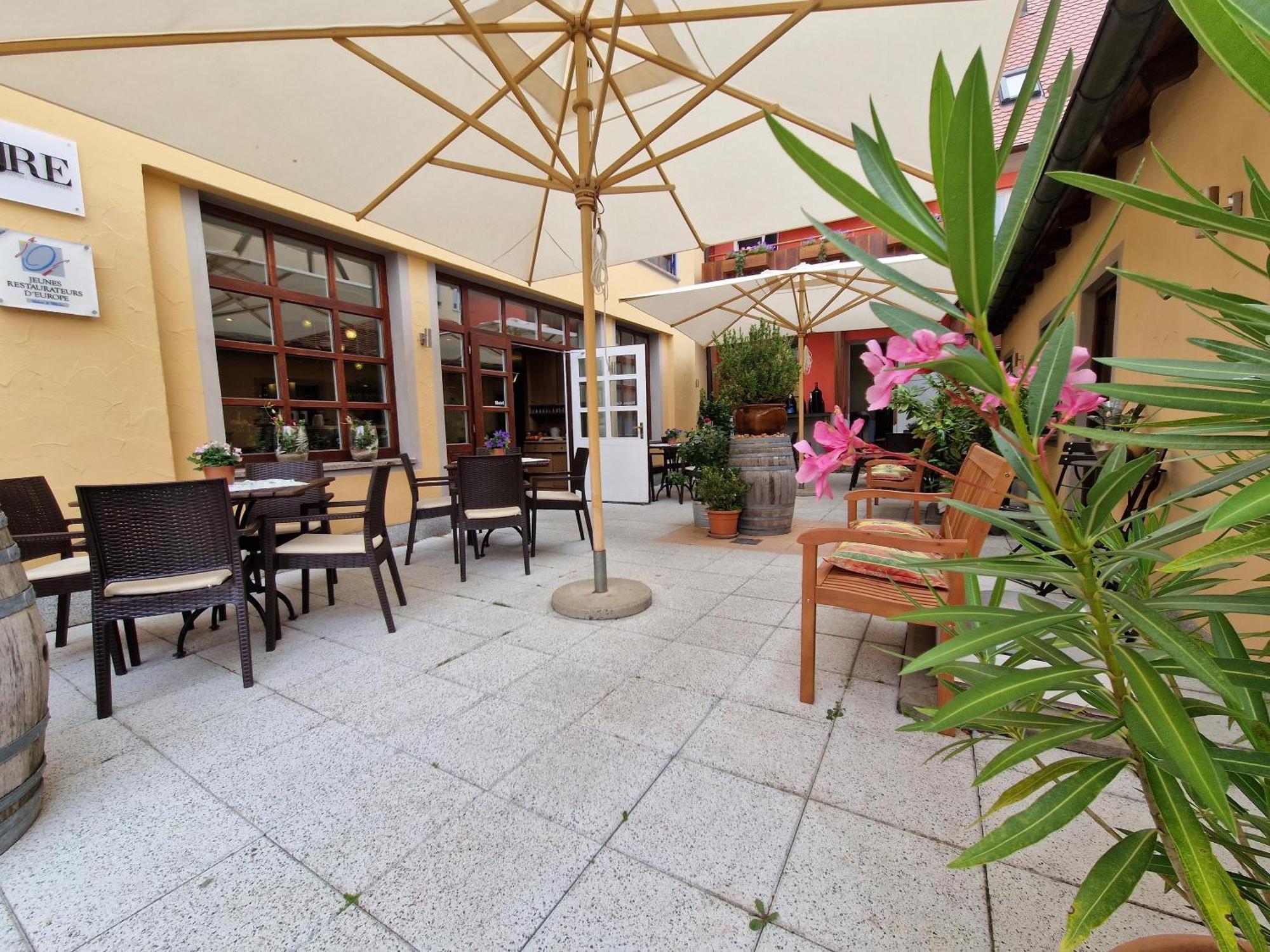 Laurentius Boutique-Hotel & Restaurant 바이케르하임 외부 사진